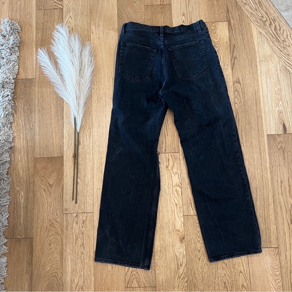 A&F | High Rise 90s Relaxed Jean - Picture 11 of 13